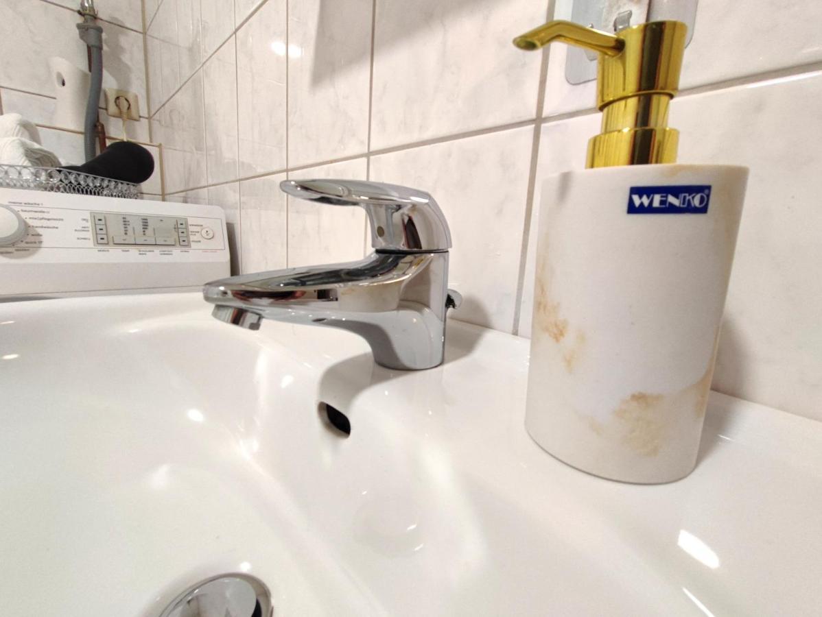 Klein Aber Fein 3 Zimmer 73Qm Duren Luaran gambar
